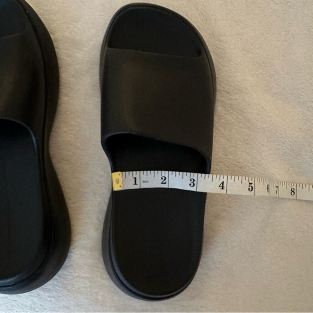 ZARA black rubberized flat sandals size 7.5 NWOT - Picture 7 of 9